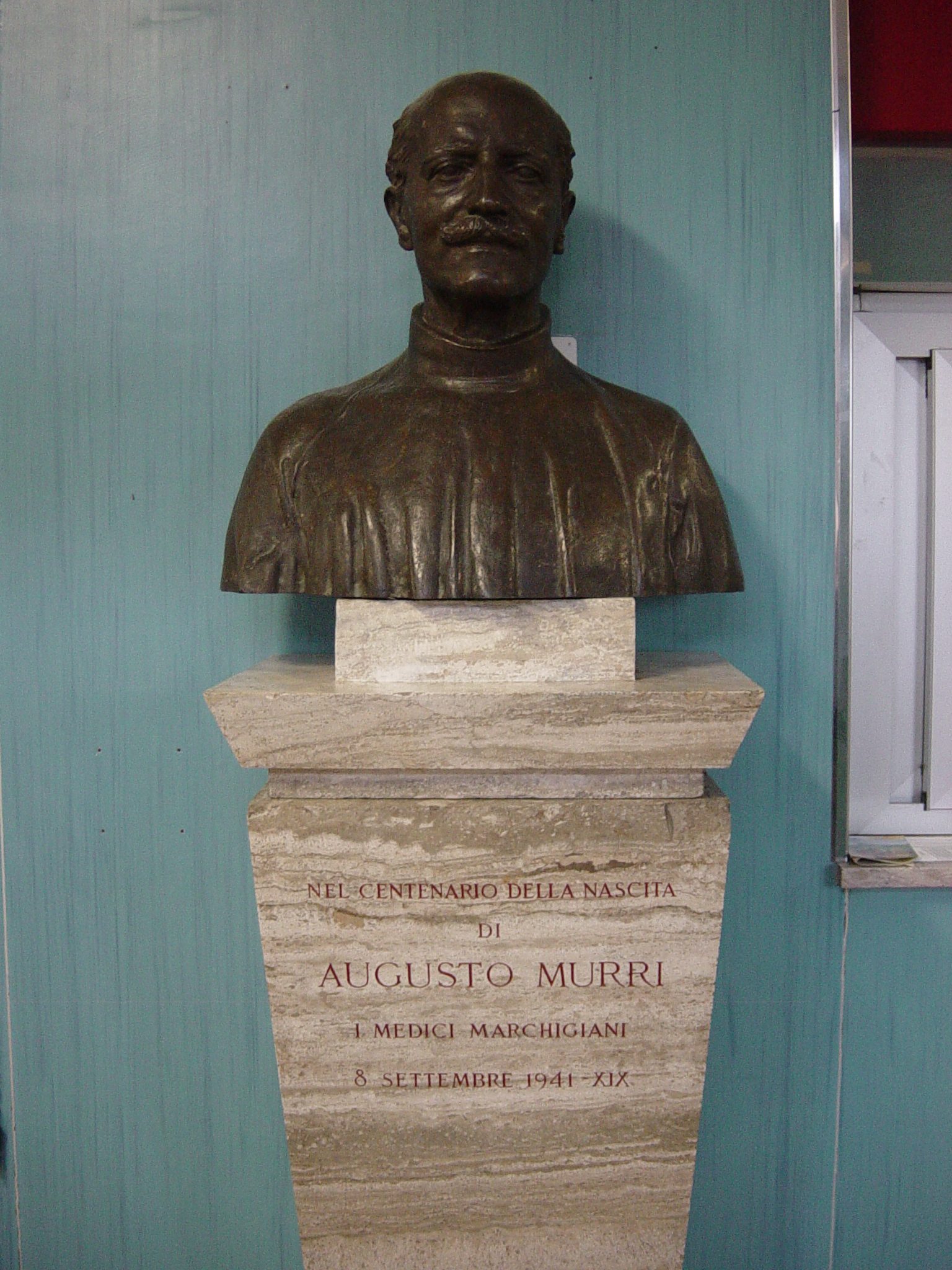 Augusto%20Murri%20s%20bust.JPG